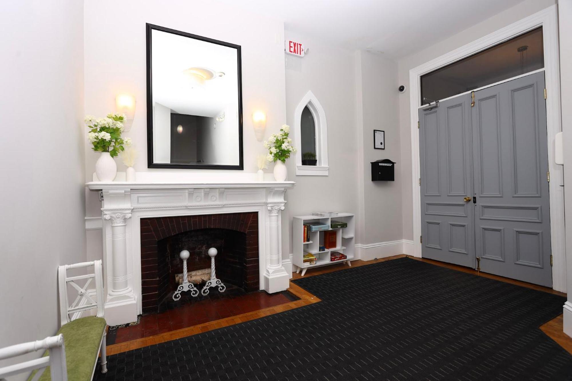 Stylish Newbury Street Studio, #4 Boston Eksteriør billede